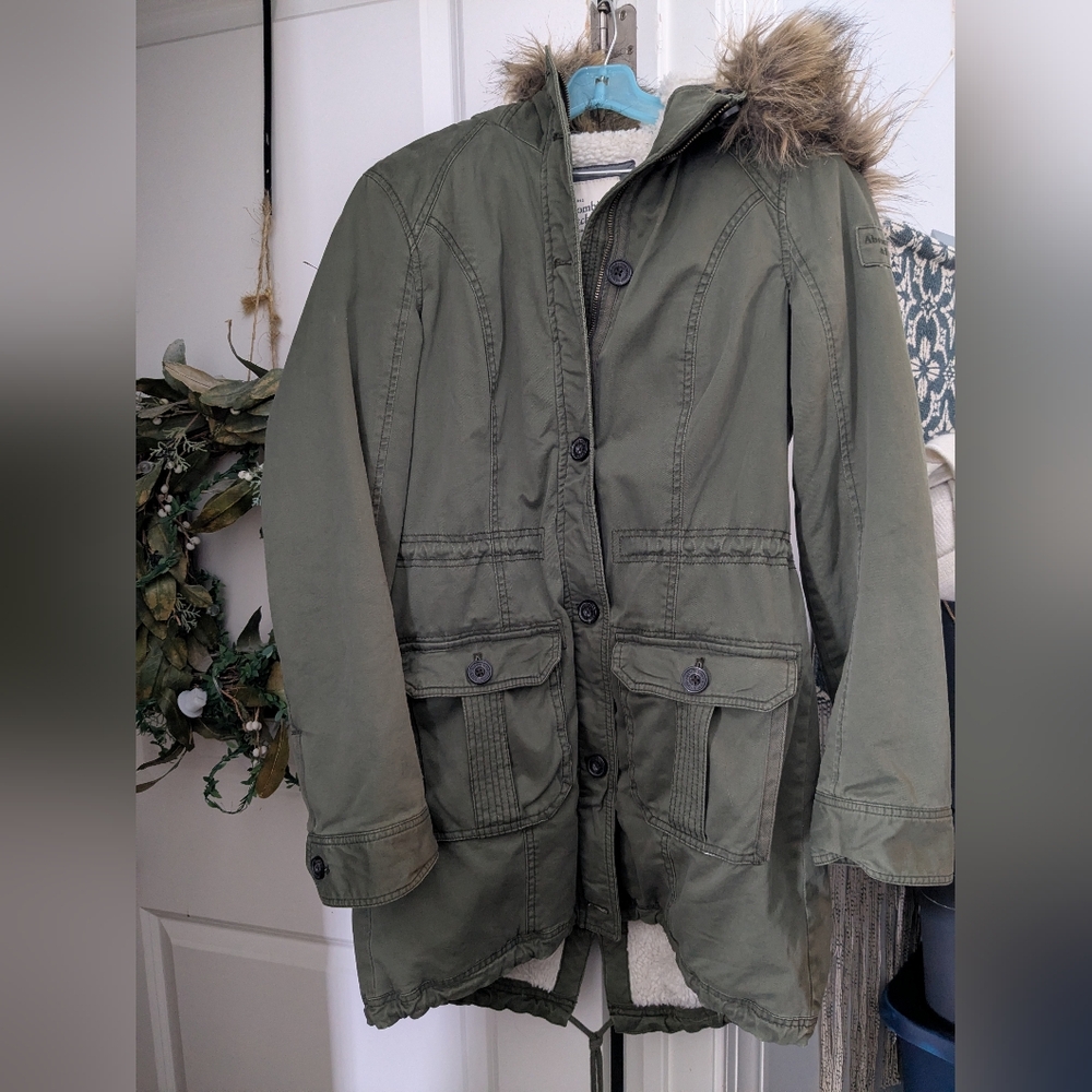 Abercrombie & Fitch Olive Green Hooded Jacket with Faux Fur Hood Large